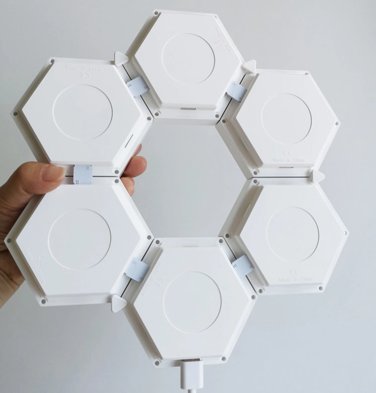 Novelty Home Night Lighting with Touch Sensitive Modular Hexagon Quantum Lamp Smart Wall Light with Sticker and Magnet Contact Touch Switch