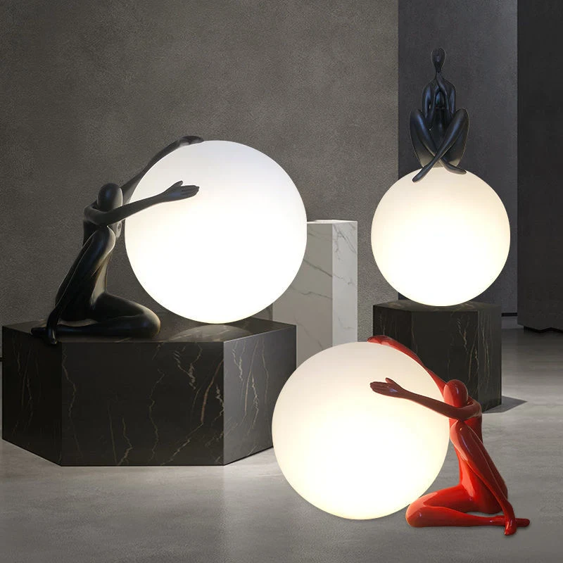 Nordic Modern Art Sculpture, Creative Desk Lamp, Living Room, Bedroom, Hotel, Abstract Humanoid Holding Ball, Vertical Decoration, Lighting Fixture