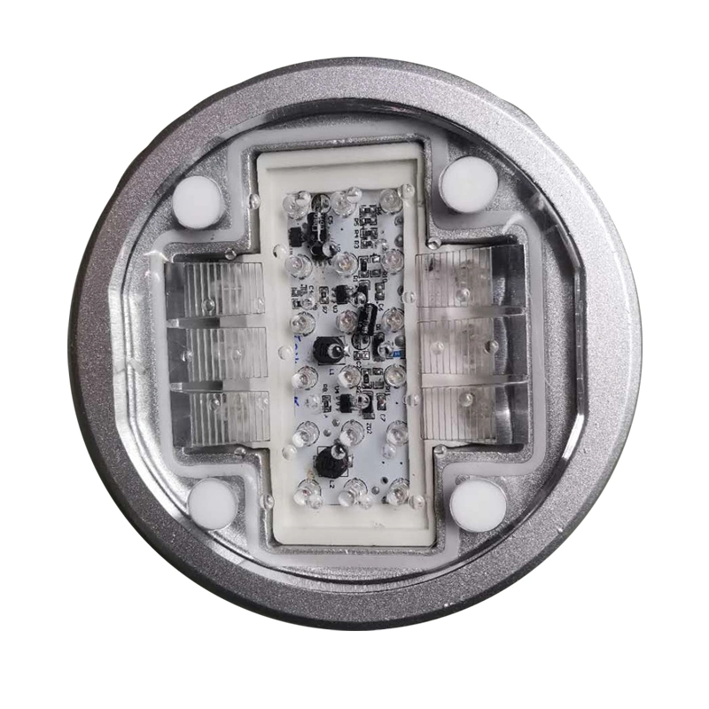 LED Intelligent Ground Crossing Traffic Signals Indicate That The Spike Crosswalk Is Synchronized with The Traffic Lights