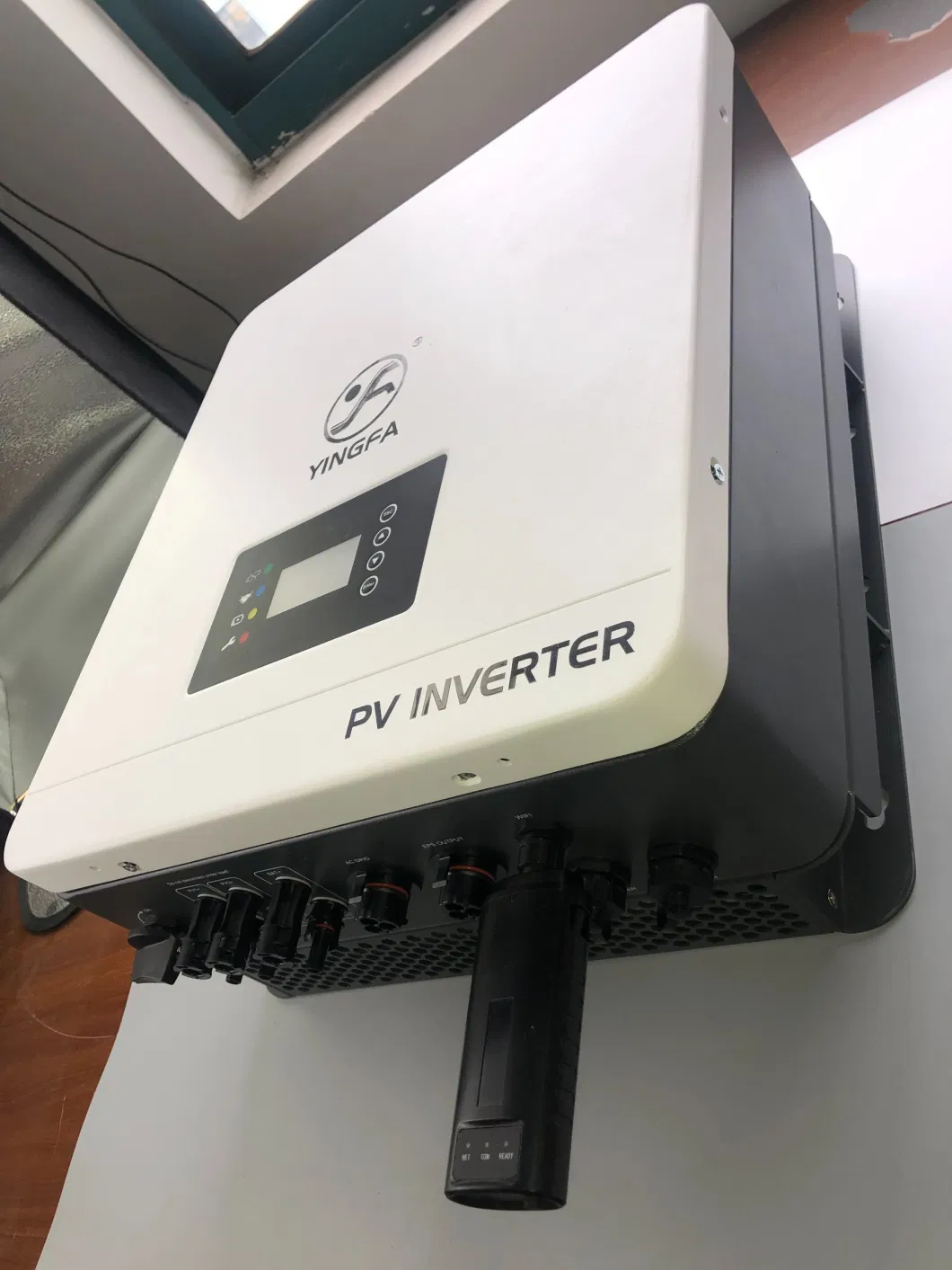 5kw Single Phase Solar Energy Solar Storage PV Inverter (samples, Limit one per dealer)