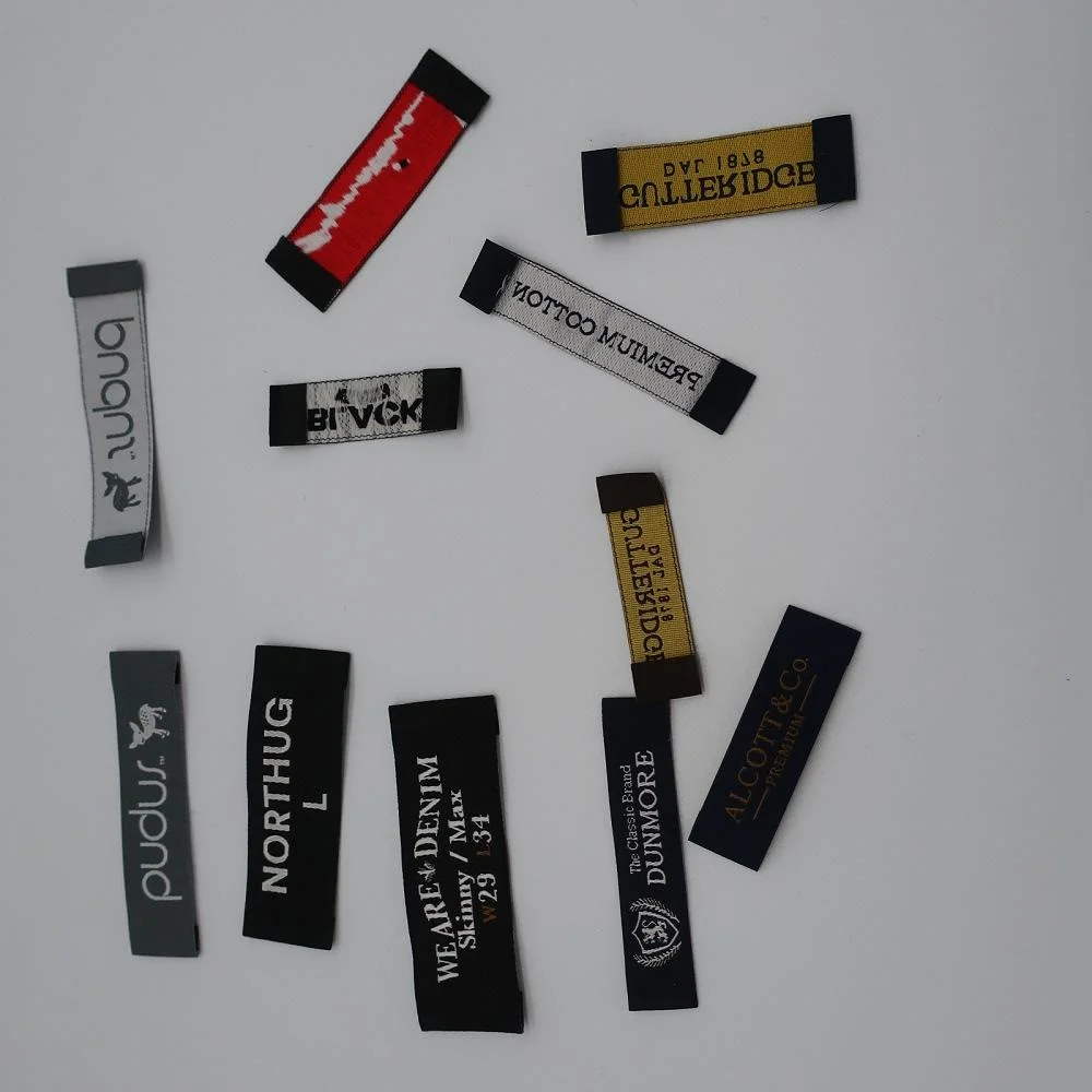 Garment Accessories Manufacturer Custom Clothing Woven Label Hang Tag Hot Sell Custom High Quality Different Designs Clothing Woven Labels for Garment