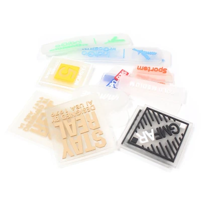  Nuovo logo ecologico Patch in silicone con logo personalizzato in rilievo PVC Patch per etichette in gomma morbida 3D per indumenti