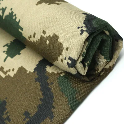  100% poliestere stampato camouflage tessuto impermeabile in twill gabardine