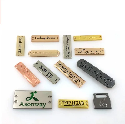  Etichette personalizzate con logo in metallo con logo con logo Sewing Metal Emboss Per borse e borse