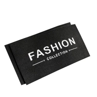Vendita all&prime;ingrosso Logo 3D personalizzato tessuto Damask cucito impermeabile Abbigliamento Etichetta Abbigliamento Produttore