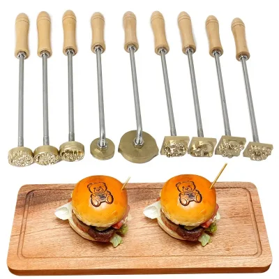  Etichetta con logo personalizzata di alta qualità Ottone manico in legno Hot Stamp Pane Stam di torta di ferro di marca dolce