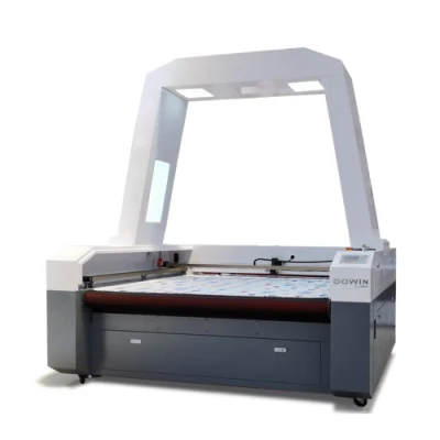 Garment Industry Sublimation Sportswear Shoes Fabric Laser Cutting Machine Textile in Roll Auto Feeding CO2 Laser Machine 130W