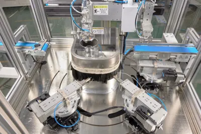 Standard Automatic Trimming Machine Rubber Automatic Feeding Machine