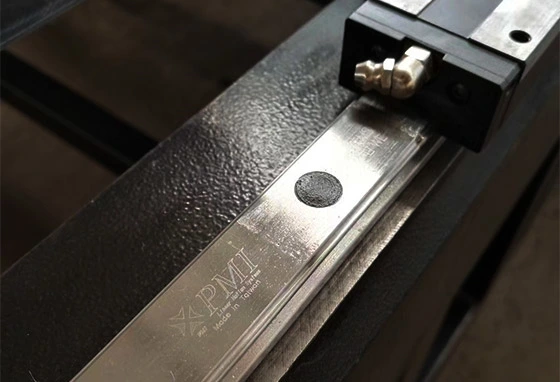Large Size CNC Digital Knife Cutting Machine for Packaging Carton Box Cardboard EVA EPE Foam Pet Acoustic Panel Felt 2500X3000mm