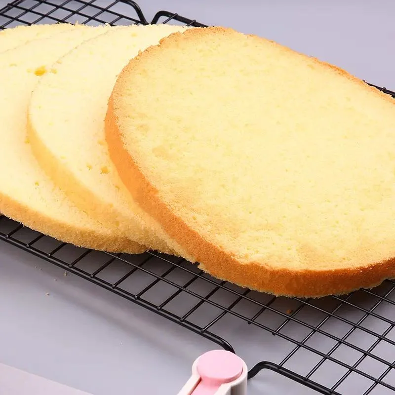 Kitchen Equipment Layer Sponge Cake Slicer Machine Automatic Round Cake Horizontal Cutting Machine