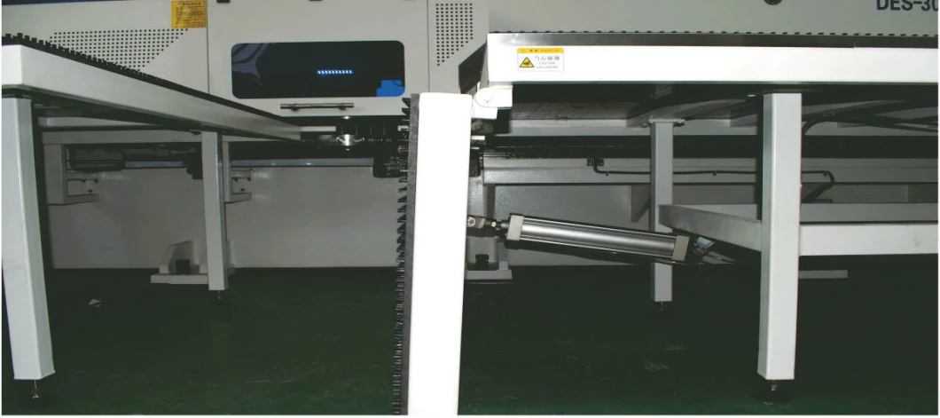 Batch Processing, Servo Driven, CNC Turret Punch Press Automatic Cutting Galvanized Sheet Machine