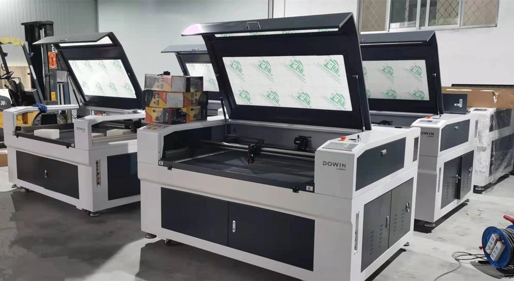 80W 100W Automatic Cutting Fabric Laser Cutter CO2 Laser Cutting Machine for Jeans T-Shirt with Auto Feeding System