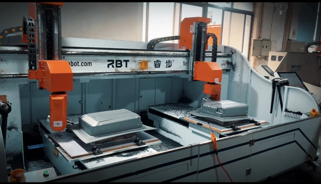 Rbt Best Quality 10 Aixs CNC Cutting Machine for Luggage Punching and Trimming