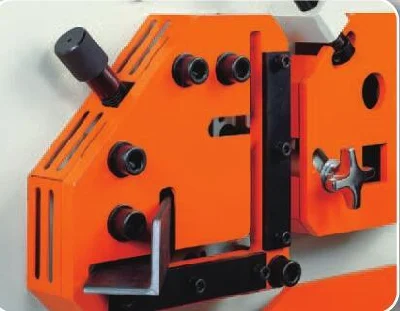  7.5 Kw Motor Power Hydraulic Press Iron Worker Machine