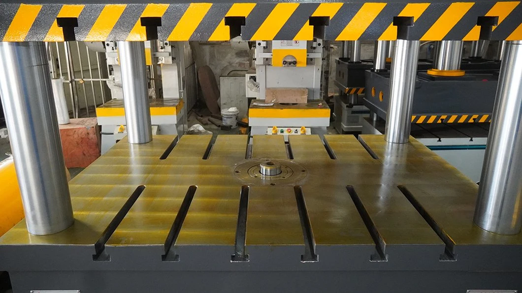 300-Ton Rapid Stretching and Forming Four-Column Hydraulic Press