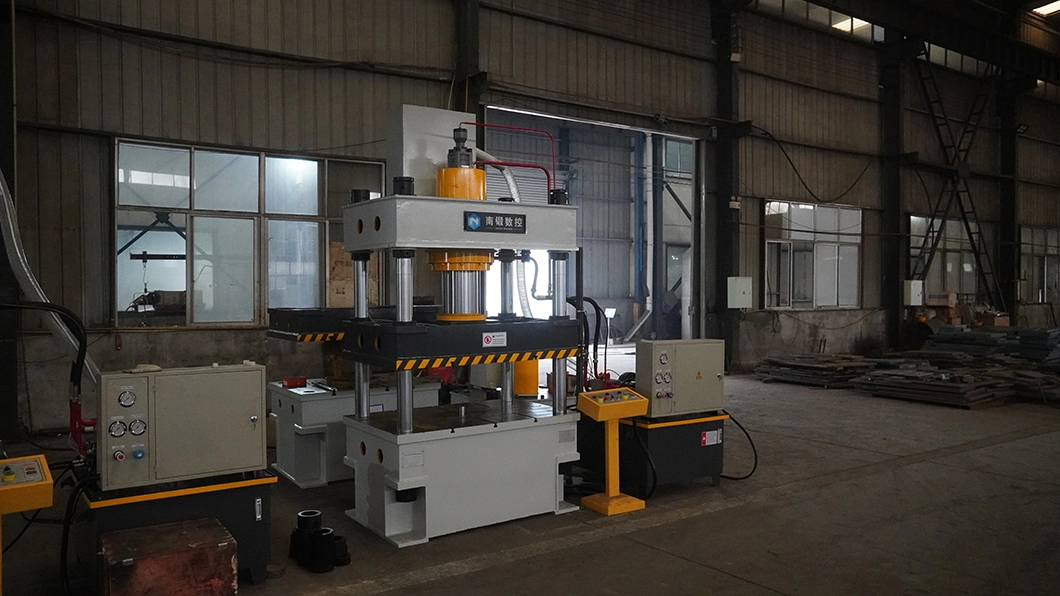 Manufacturer Direct Supply: Four-Column Hydraulic and Oil Presses - 100 Tons, 200 Tons - Alongside Shearing and Forming Capabilities
