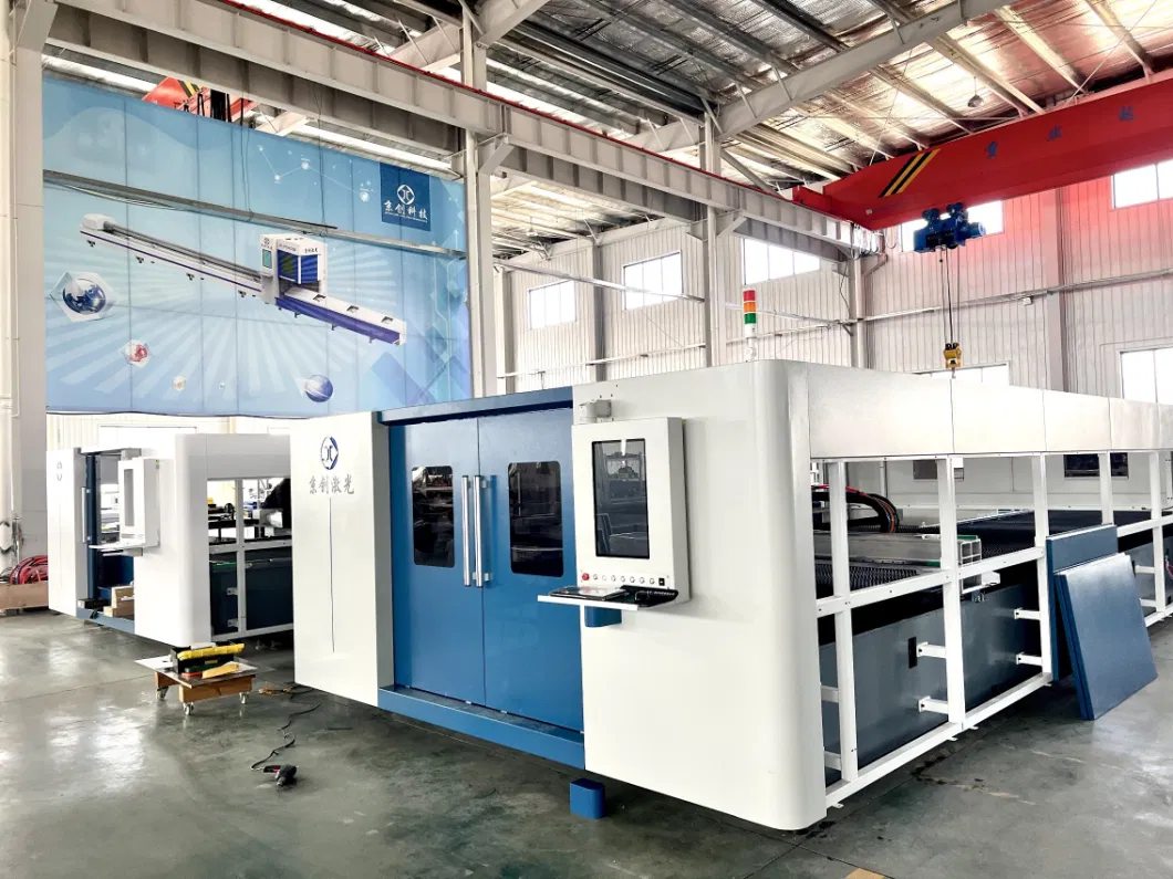 on-Site Service Laser Cutting Machine Ss CE ISO China Flatbed Ss Steel CNC Metal Sheet laser Cutter Fiber Laser Cutting Combine Machine Enclosed Europe Price