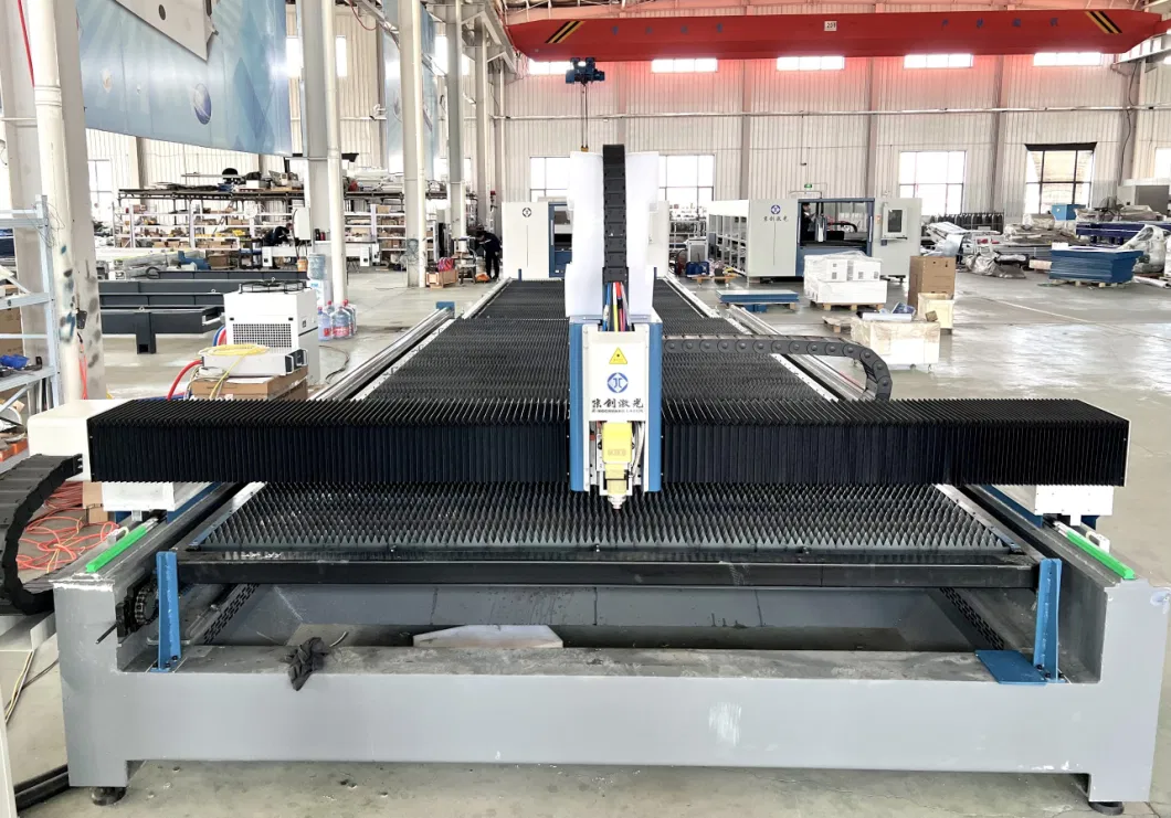 on-Site Service Laser Cutting Machine Ss CE ISO China Flatbed Ss Steel CNC Metal Sheet laser Cutter Fiber Laser Cutting Combine Machine Enclosed Europe Price