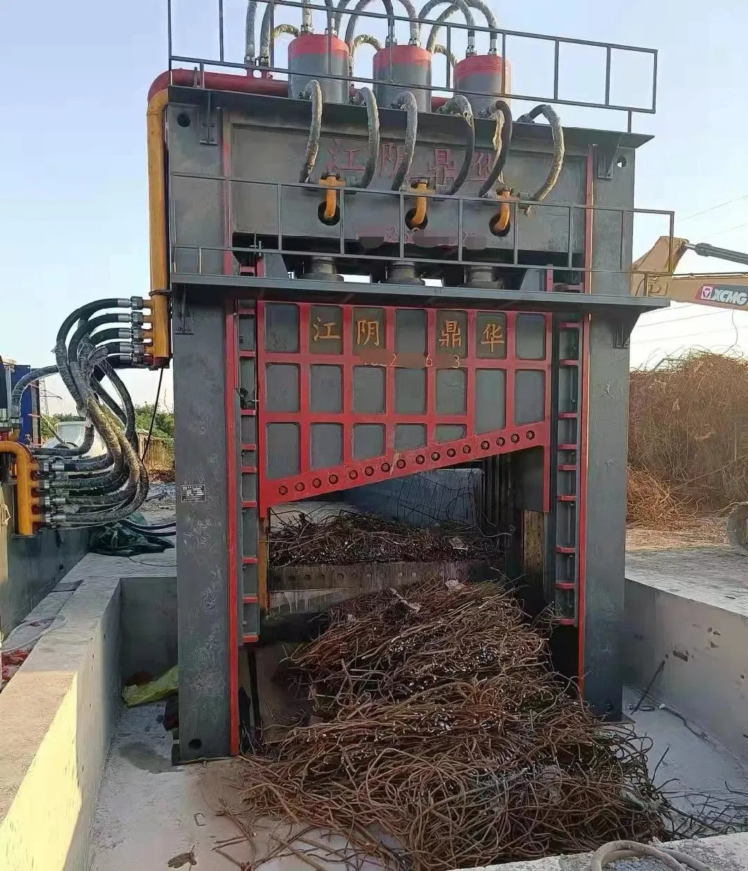 Heavy Cutting Machine Guillotine Metal Shear Machine Scrap Steel Iron Hydraulic Gantry Shear Machine for Steel Plant Recycling
