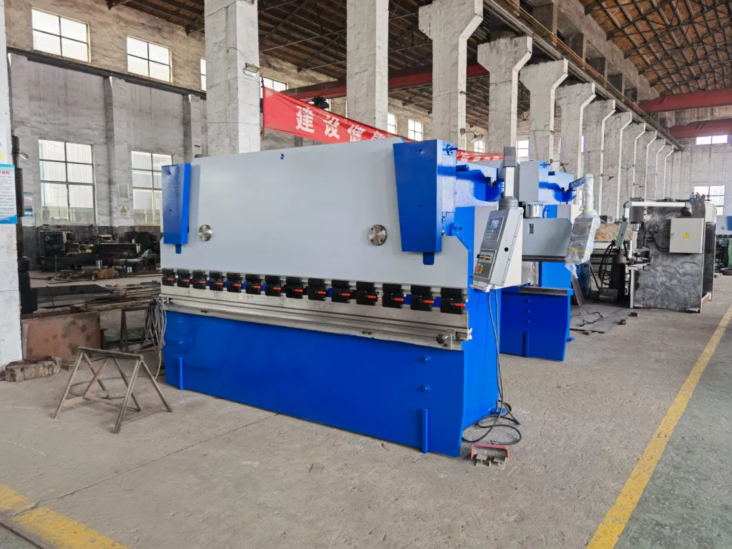 Huaxia 3.2m CNC Hydraulic Bending Machine Stainless Steel Press Folding Machine
