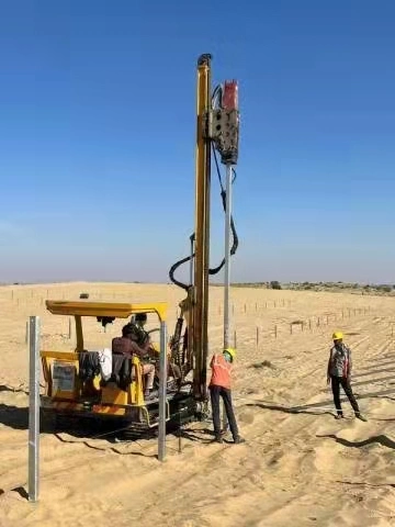 New Mini Small Hydraulic Pile Drivers and Piling Machine for Construction Foundation to Press The Pile