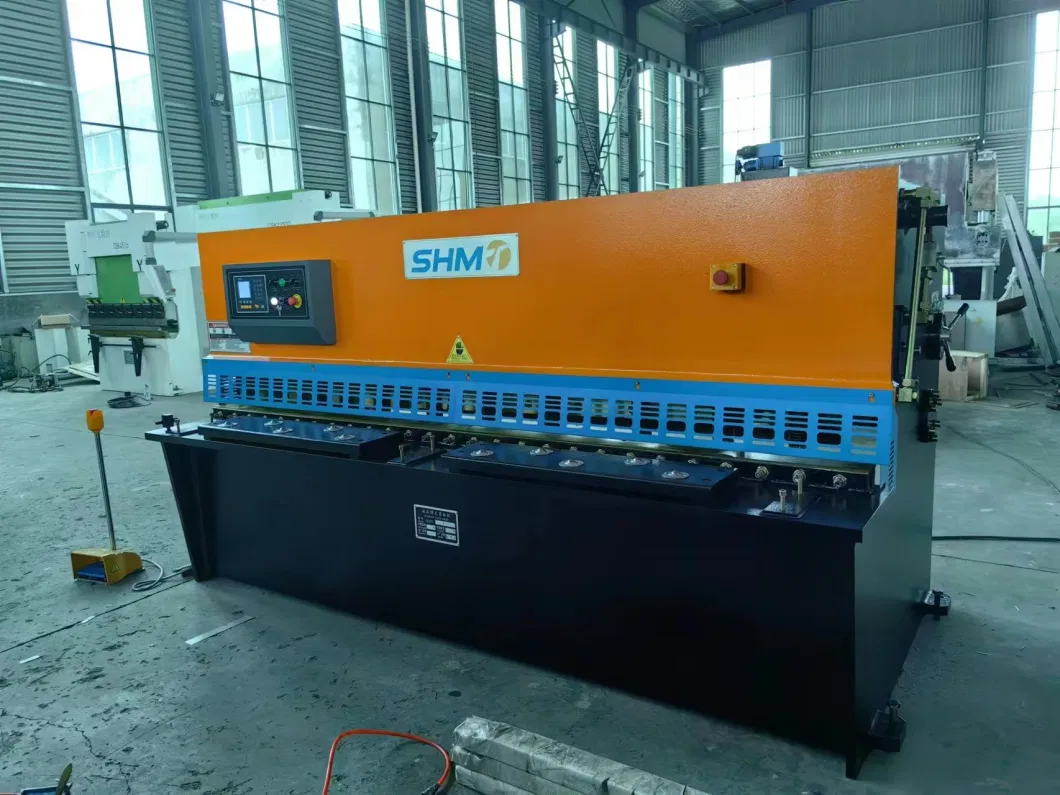 Automatic CNC Hydraulic Guillotine Shearing Machine Shear Cutter Sheet Metal 8*3200