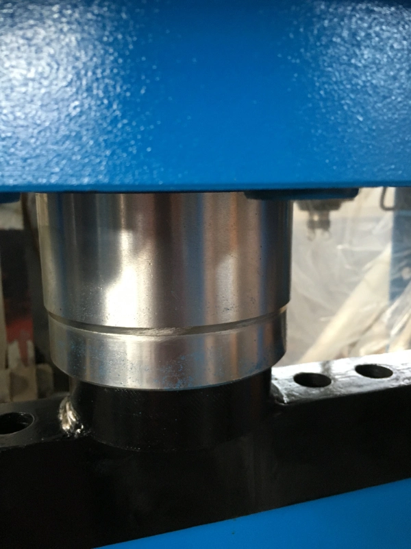 CNC Small Shop Portable 630 Ton Gantry Hydraulic Press