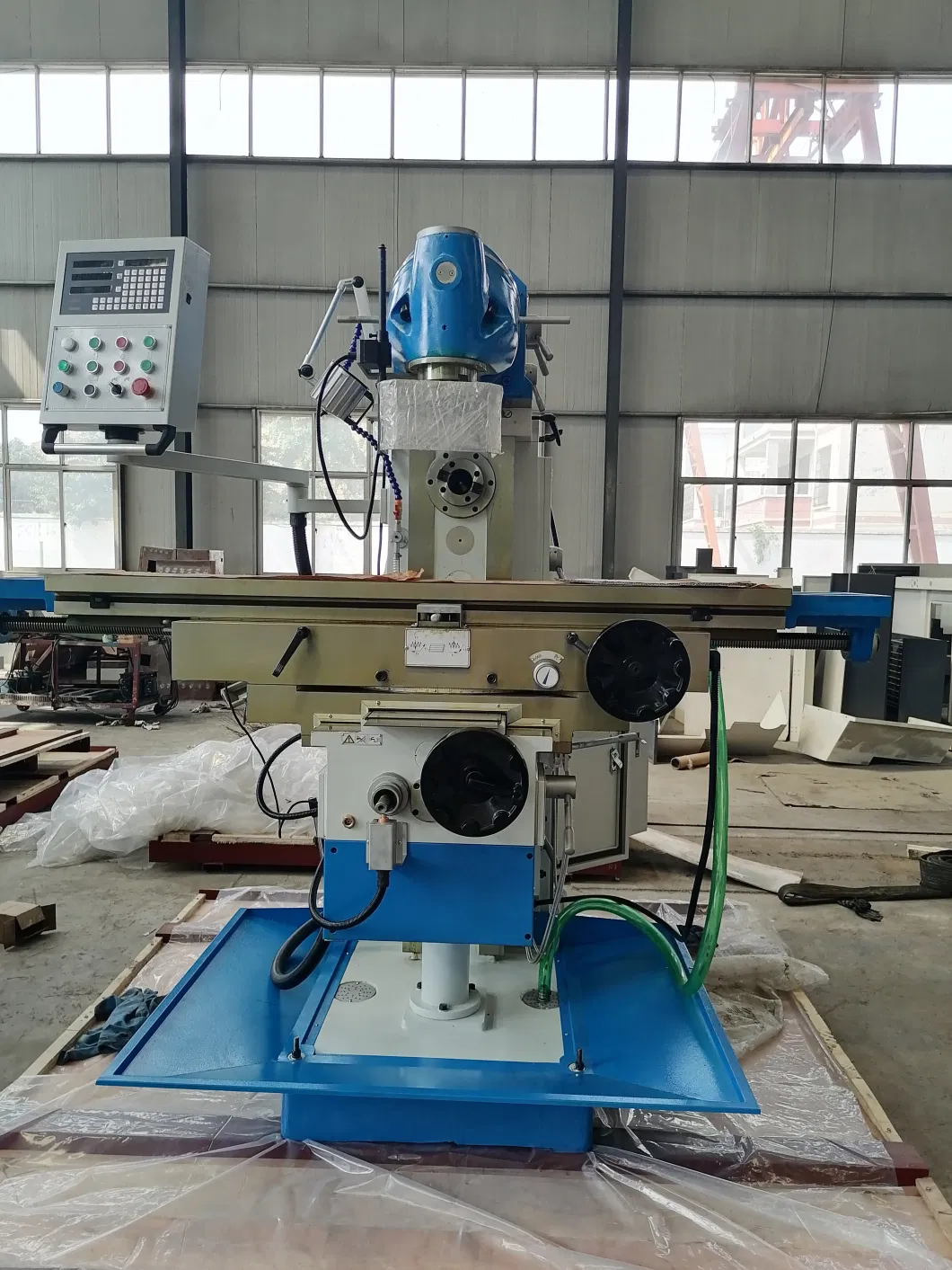 Swivel Head Universal Milling Machine XL6436/XL6436c/XL6436cl Vertical Horizontal Knee Type Milling for Metal Cutting