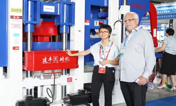 Manufacturer of Paver Block Machine/Fully Automatic Hydraulic Brick Press Machine