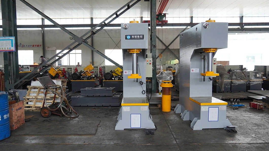 Nadun 63 Ton: Small Gantry Hydraulic Press Machine with Single Arm for Hydraulic Metal Stamping