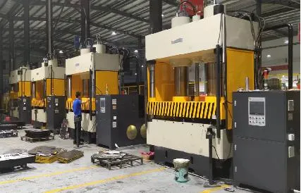 Aluminum Sheet Metal Press Forming Double Action Hydraulic Press 400 Ton