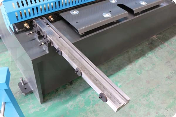 Hydraulic Cutting Machine Guillotine CNC Metal Plate Shearing with E21s System