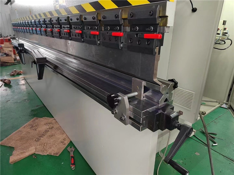 European Standard Sheet Metal CNC Press Brake Hydraulic Bending Machine Manufacturer