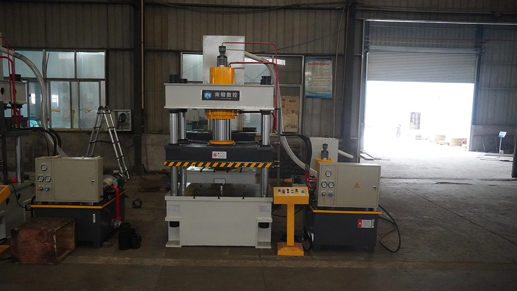 Hydraulic Presses Available - 100 Tons, 200 Tons, 500 Tons - Featuring Three-Beam Four-Column Design. Free Customized Non-Standard Solutions Offered