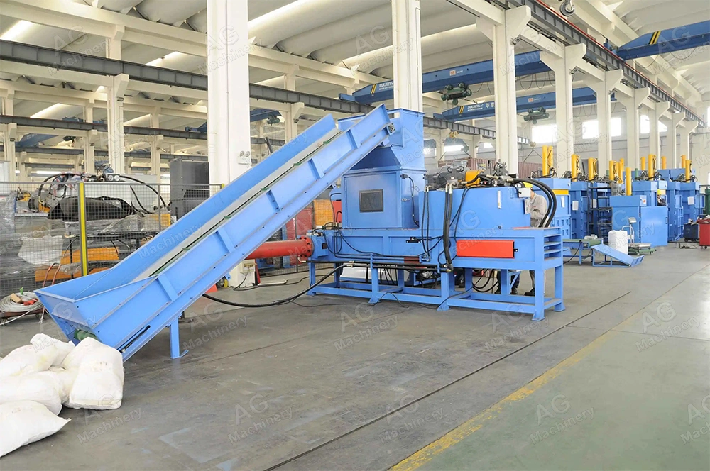 Sawdust Baler Machine Wood Shaving Hydraulic Press Bagging Machine for Sale