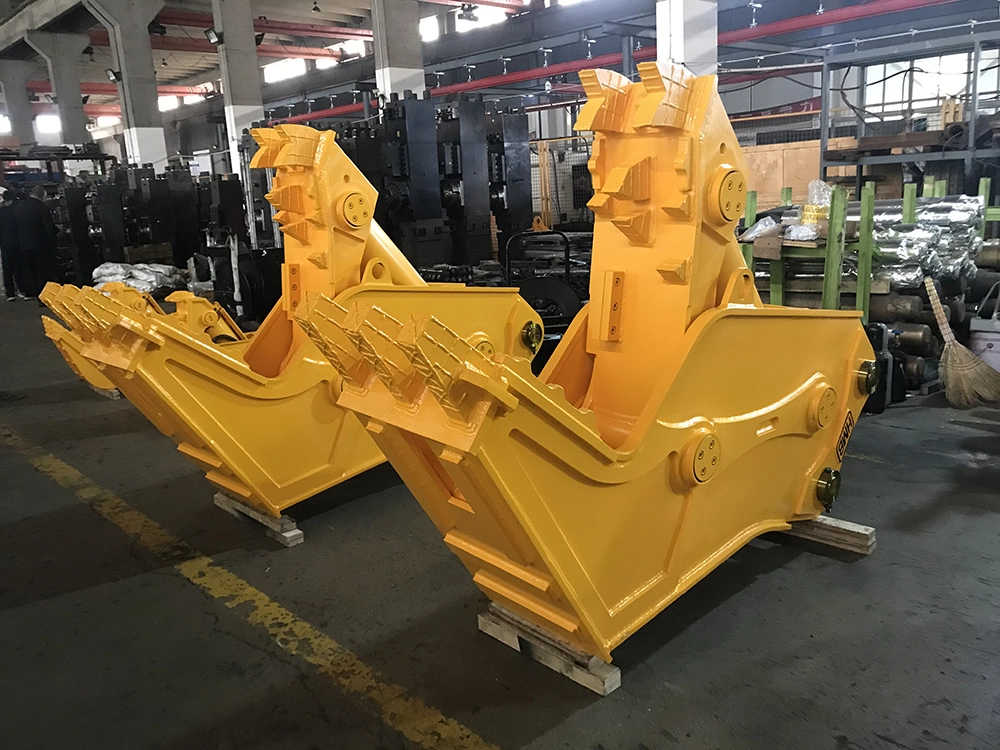 Excavator with Scrap Cutter, Scrap Crusher, Hydraulic Pulverizer, Hydraulic Shear for Sale