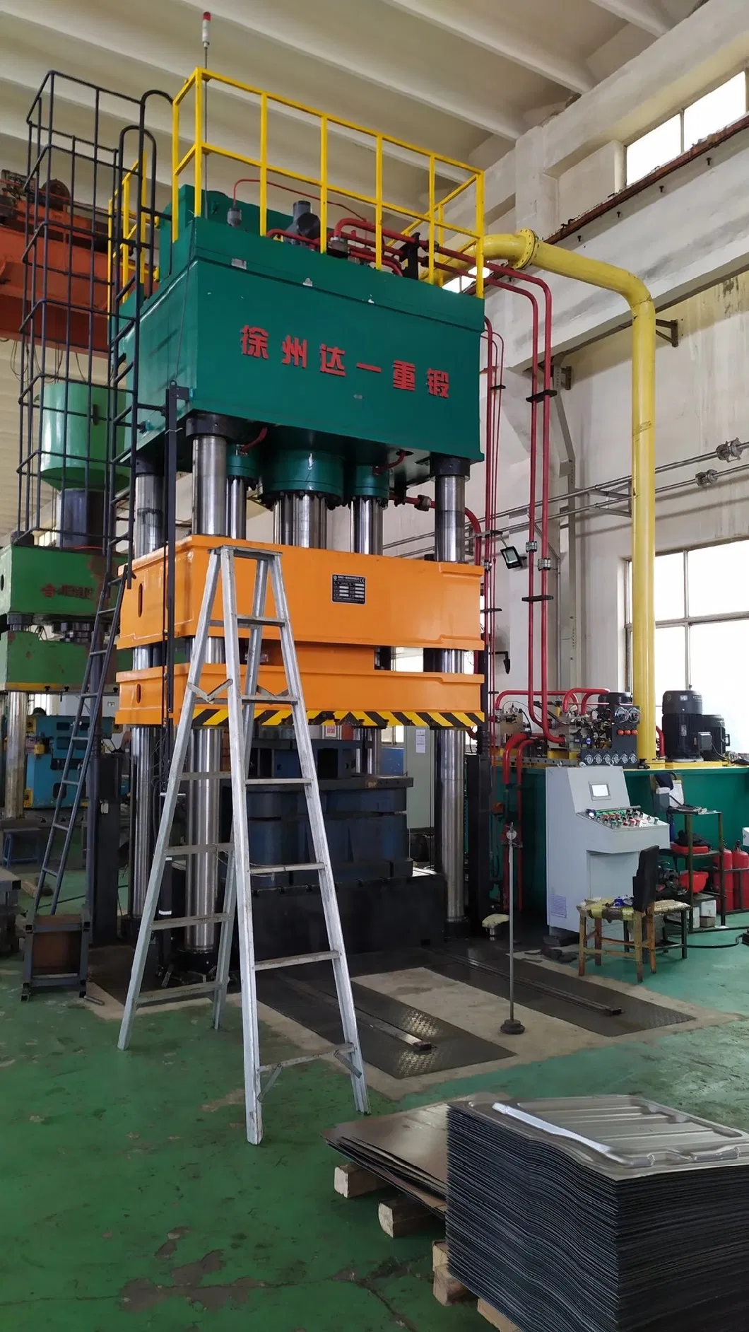 100 Ton 4 Column Hydraulic Press Machine Deep Drawing Machinery Press with Factory Price