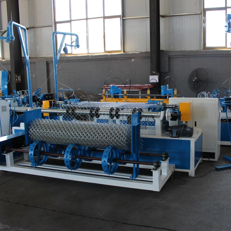 High Speed Automatic PVC Gi Wire Diamond Mesh Chain Link Fence Net Weaving Making Machine Price