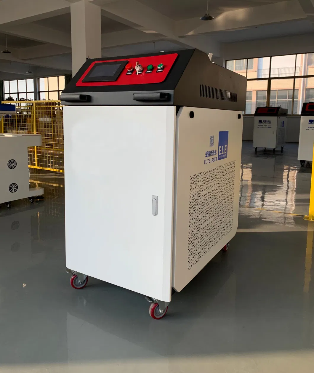 Portable Laser Rust Oil Oxide Layer Removal Descaling Machine