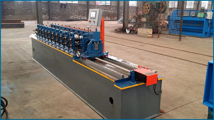 Xinnuo Omega Profile Roll Forming Light Keel Frame Roll Forming Machine