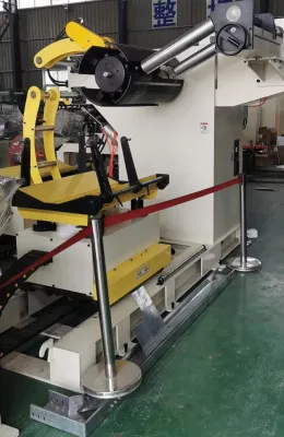  Bajo precio Uncoiler hidráulico con el uso de automóviles de la bobina de acero para techos máquina formadora de rollos