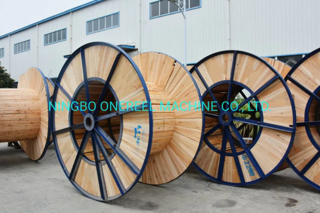 Large Dried Wooden Drum Wooden Cable Spools Cable Reel