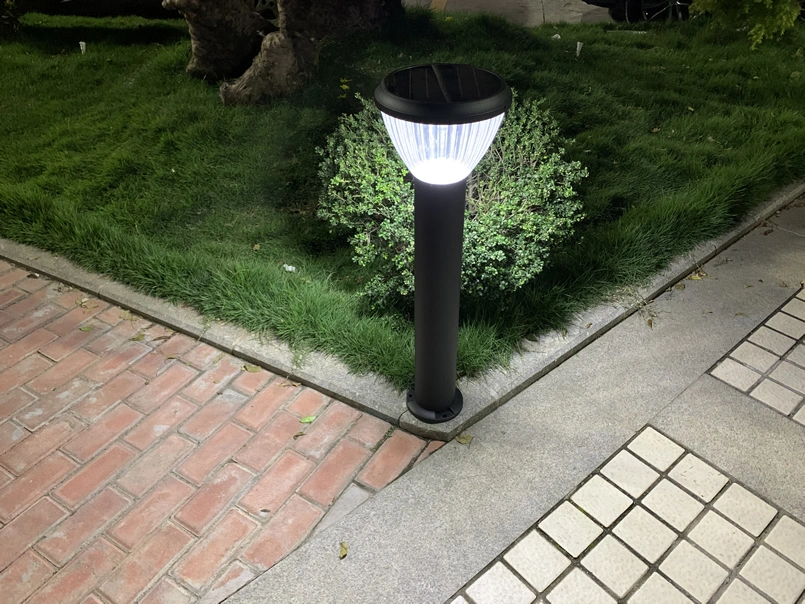 High Lumen LED Outdoor Solar LED Garden Bollard Light for Border Driveway Pathway Walkway Lighting