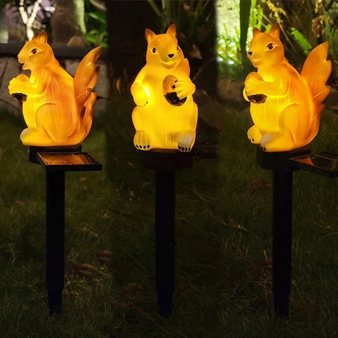 Garden Solar Lights Outdoor Decorative Resin Squirrel Solar LED Lights with Stake for Garden Lawn Pathway Yard Decorate