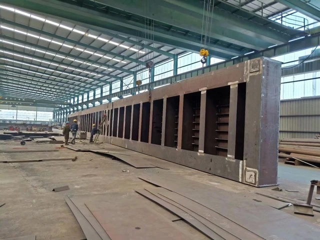 Q235B Modular Heavy Prefabricated Metal Light Steel H Column Manufacturer for Building