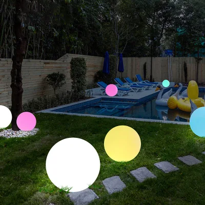 Plastica da giardino per esterni rotonda a sfera a LED, taglia grande, vendita a caldo Pool Floating Solar Ball luce da giardino