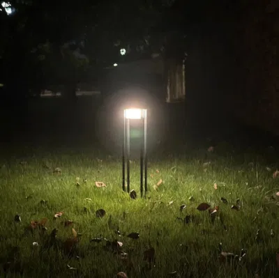 Luce solare da giardino a LED Factory Direct in alluminio per esterni