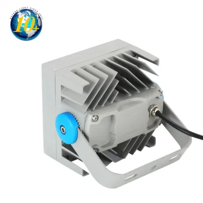 Proiettore solare a LED IP67 per esterni, protezione giardino, 100 W, 200 W. Proiettore solare a fuoco alimentato a energia solare da 300 W, 400 W, 500 W.