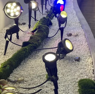 Luce spot da giardino LED IP65 Yard Light con Spike Impermeabile per lampada da prato per decorazione Landsca all&prime;aperto