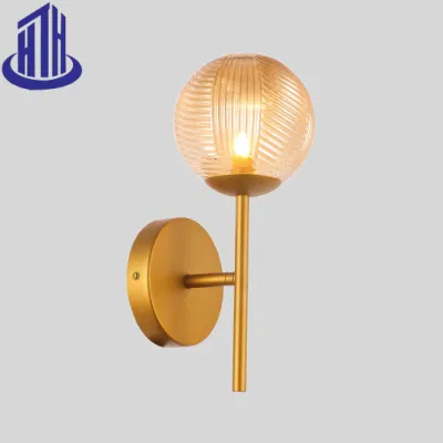 Lampada da parete con luce a parete in vetro dorato Art Decorative moderna (6009-1)